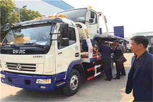 象山区汽车道路救援拖车价格